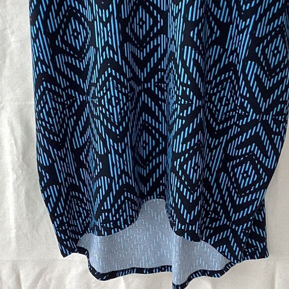 Lularoe woman’s medium large pullover top blouse - Picture 6 of 8